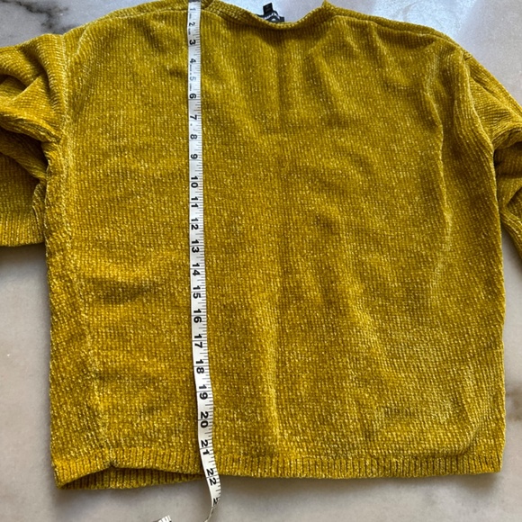 Express V neck xs - Picture 6 of 7